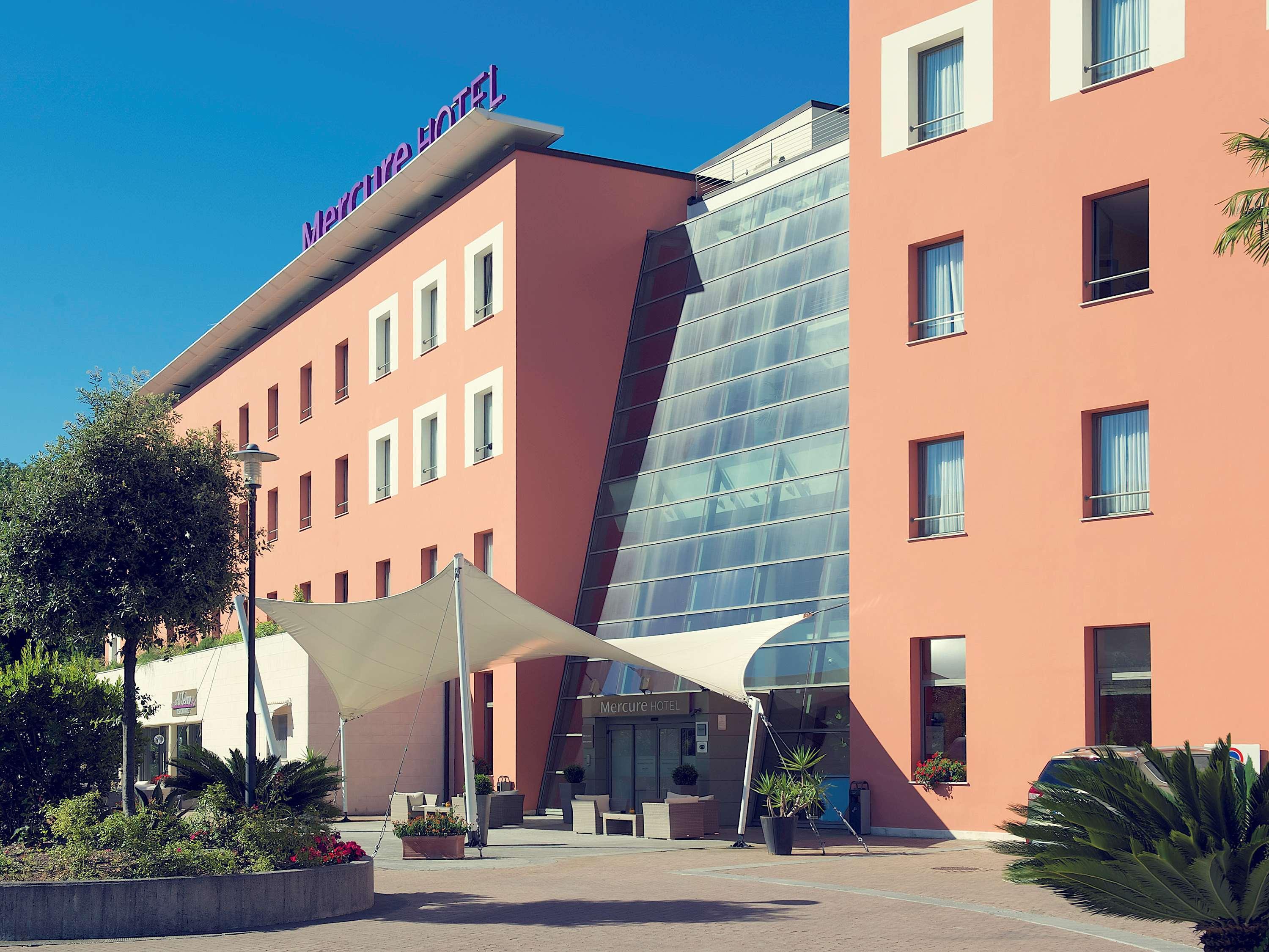 Mercure Genova San Biagio Экстерьер фото