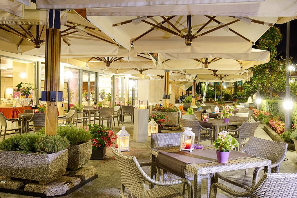 Mercure Genova San Biagio Экстерьер фото