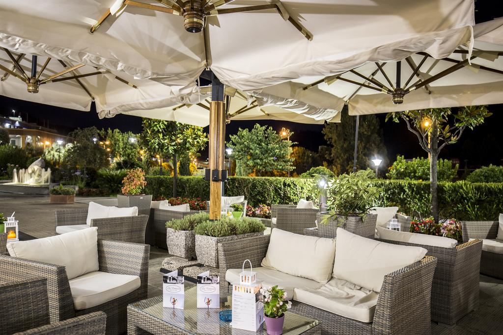Mercure Genova San Biagio Экстерьер фото