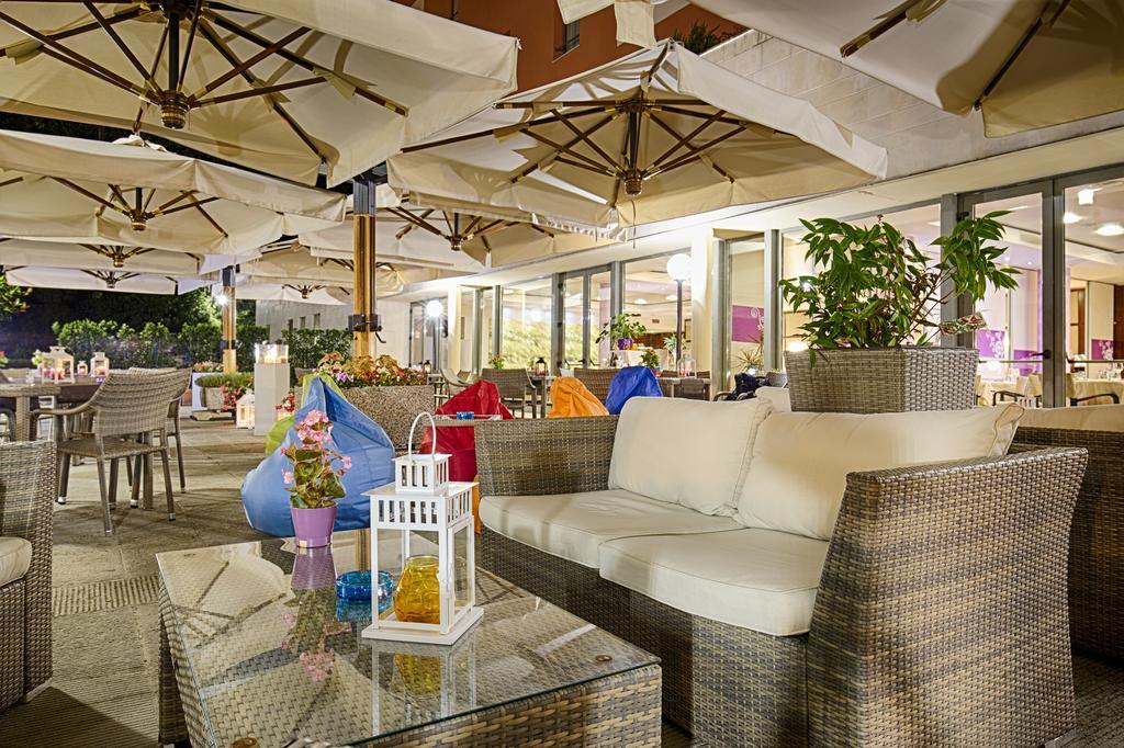 Mercure Genova San Biagio Экстерьер фото